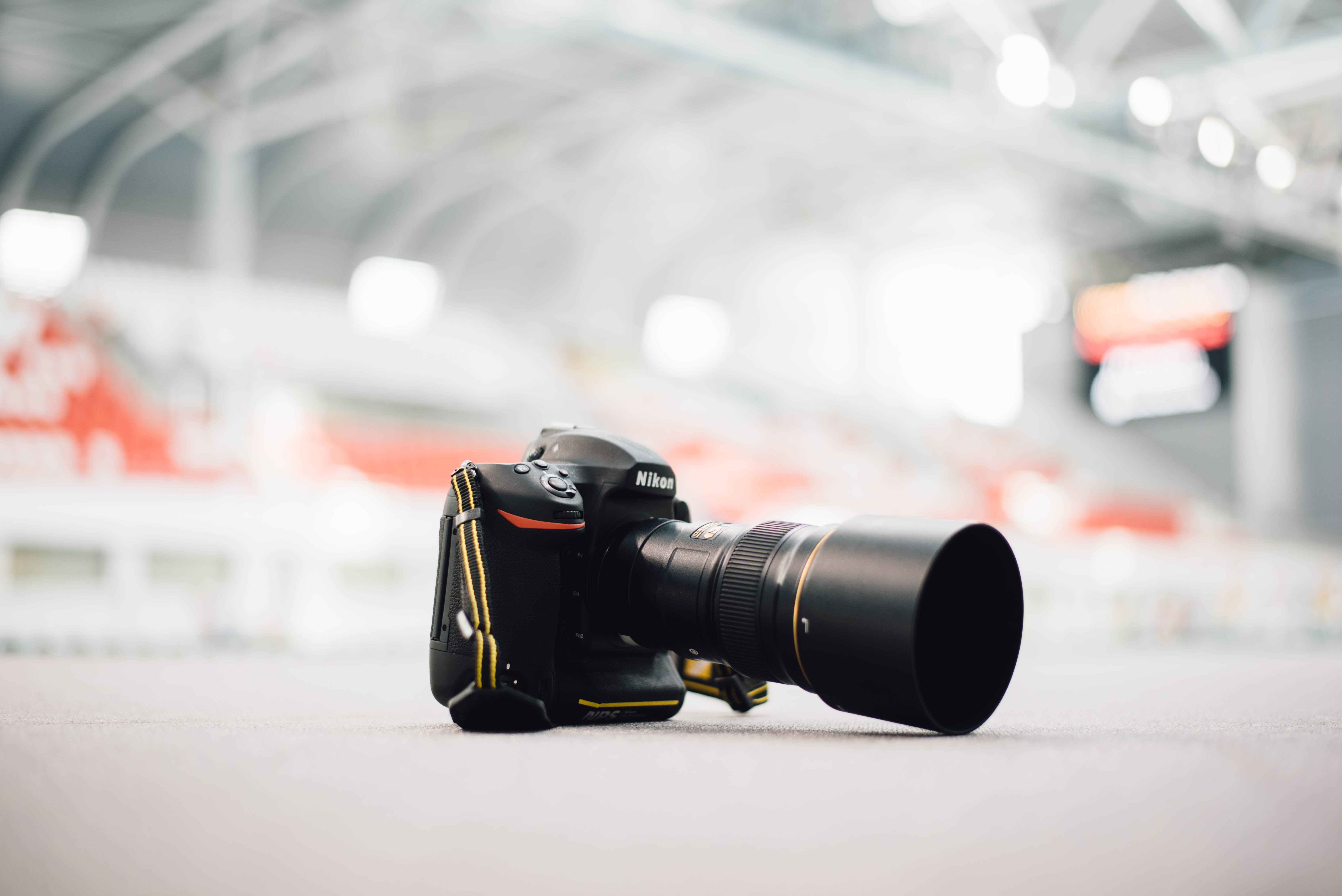 10+ Kamera DSLR Terbaik: Pilihan Teratas untuk Semua Kebutuhan Fotografi dan Videografi